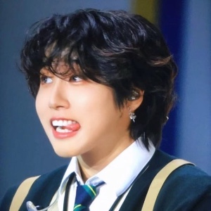 cheeky omega