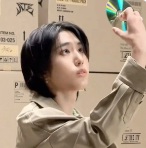 lesbian crush omega