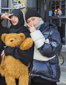 jeju island date with their child