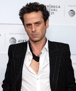 Luke Kirby