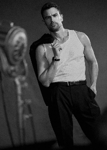 Theo James