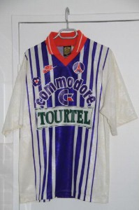 93/94