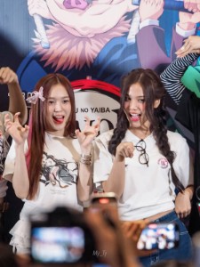 LoveBonnie/ BonnieLove