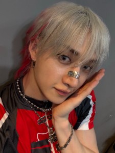 Silver mullet wih red highlights