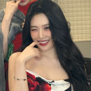 Joy - Red Velvet