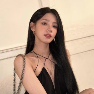 Miyeon - i-dle
