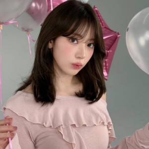 Sakura - Le sserafim