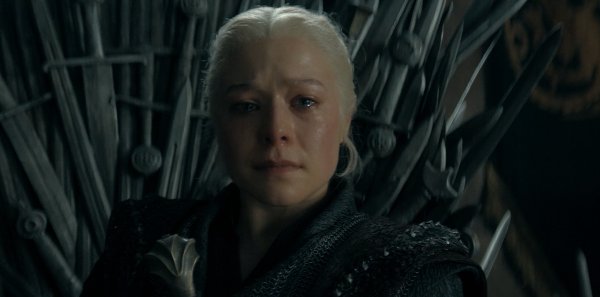 Season 3 Episode 2 "Queen's Landing"