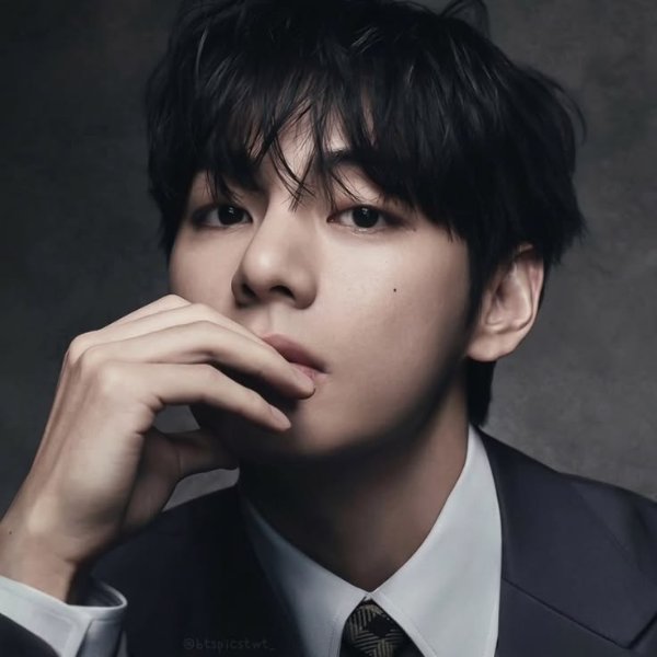 V - BTS