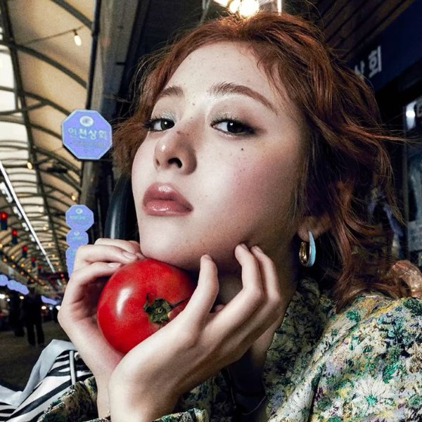 Yunjin - Le sserafim