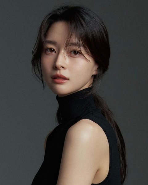 Kwon Nara