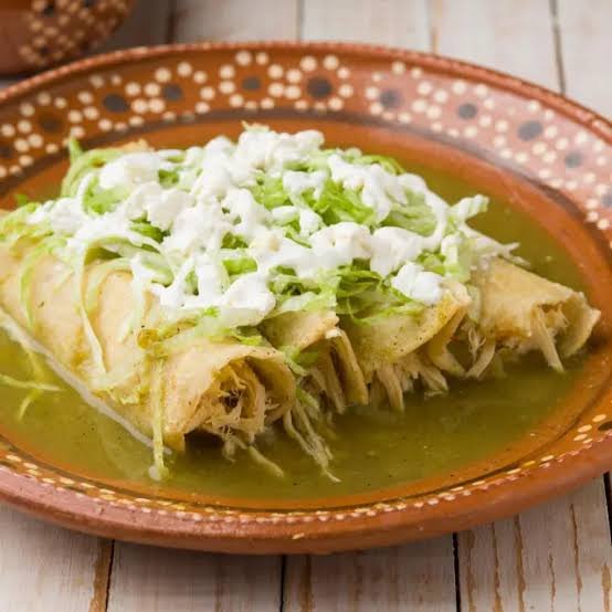 Enchiladas verdes