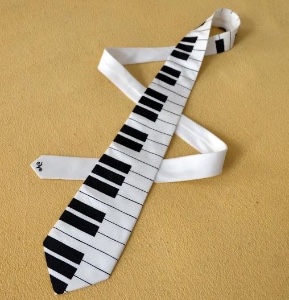 piano tie