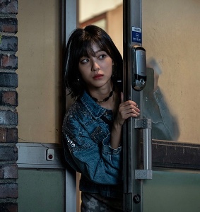 Kang Minjeong