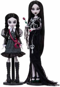 Skullector Addams Family