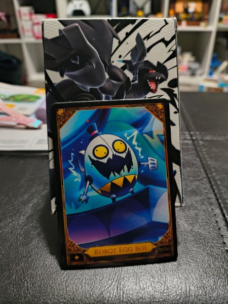 Robot Egg Boi