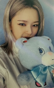 teddy bear jeongyeon