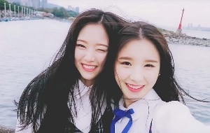2jin ( heejin hyunjin)