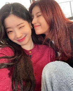 saida ( dahyun sana)