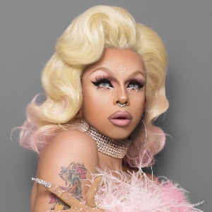Aja (S9)
