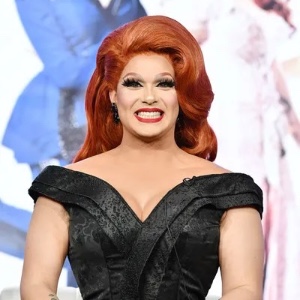 Alexis Michelle (S9)