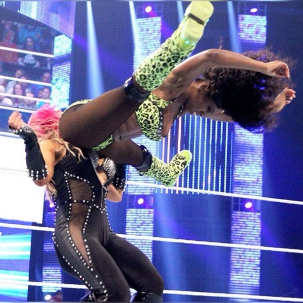 Rear View - Naomi