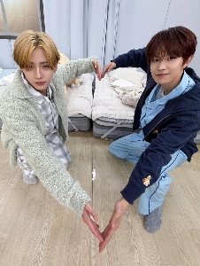 Lee Sangwon/ Kim Geonwoo