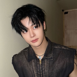 Jingxiang (Close Your Eyes)