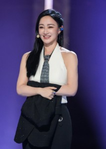 赵子琪《危险派对》