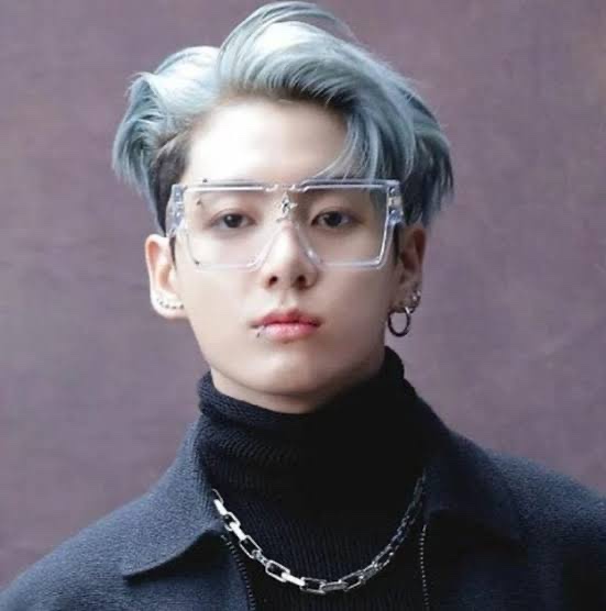 minty blue undercut