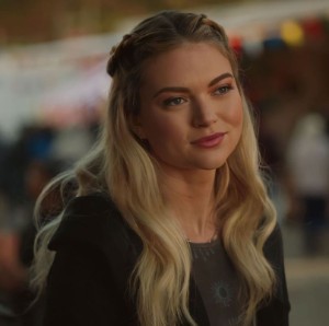 Lizzie Saltzman [legacies]
