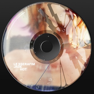 HOT (with LE SSERAFIM)