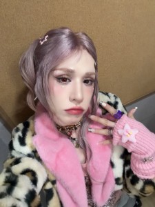 Pink side ponytail!!