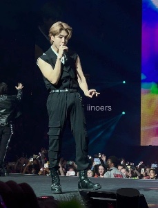 black sleeveless