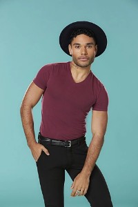 Jozea Flores