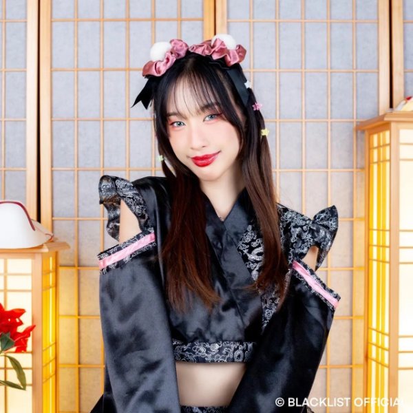 Momo Blacklist (Ex)