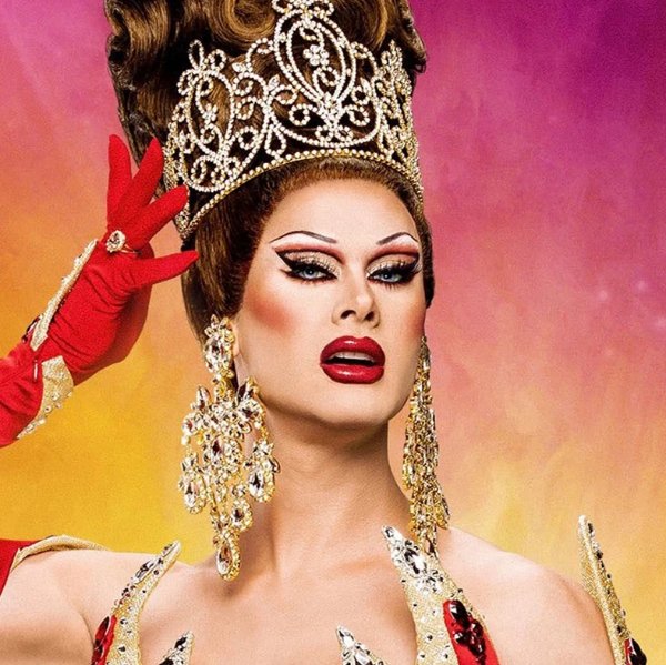 ScarletEnvyUKvsTW2CastMug