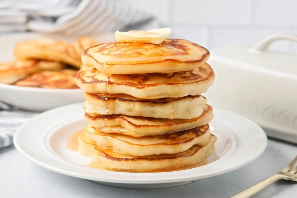Pancakes (Akito & Ena)