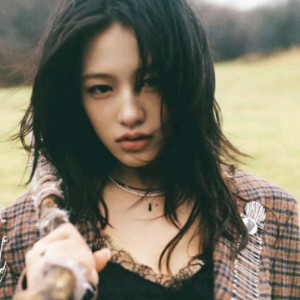 yujin (ive)