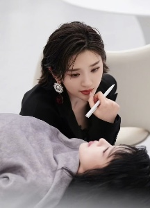 艺昕怡艺