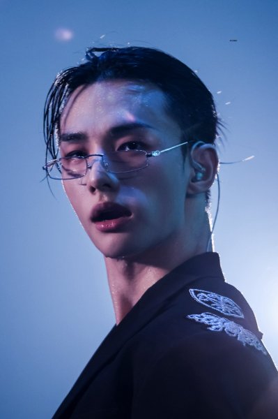 Ponytail glasses