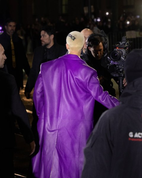 Versace attitude