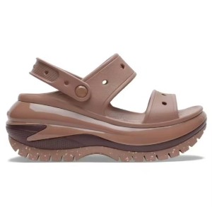 Crocs (gak official. yg di toko official abis)