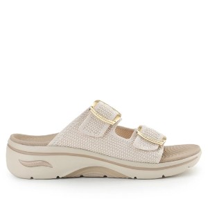 Skechers (warna ini aja)