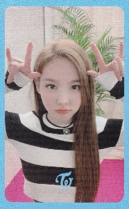 fancy nayeon