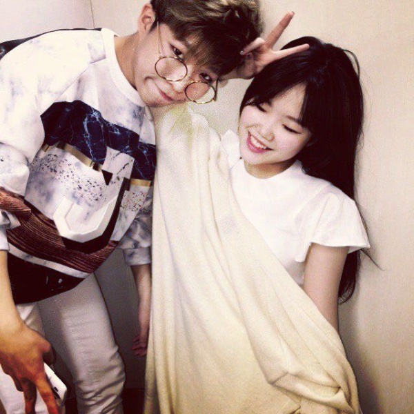 akmu