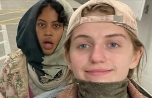 Crystal x Melissa (crystalhat)