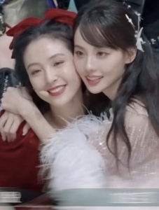 吴嘉可归