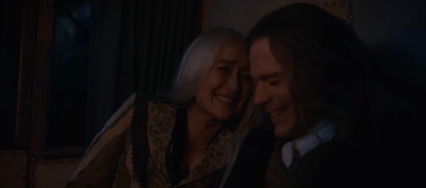 let’s be giggly with mama