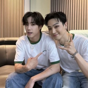 MARKBEOM (Mark & JAY B)